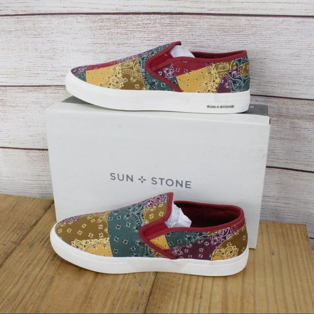 Multicolor Bandana Print Canvas Slip-On Sneakers